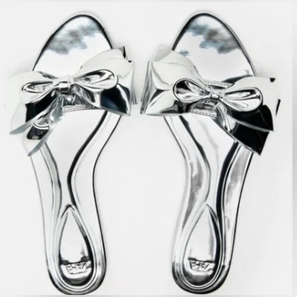 ZARA FLAT SANDALS WITH BOW - Picture 2 of 4
